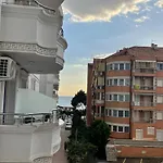 Armando * Golem (Tirana)