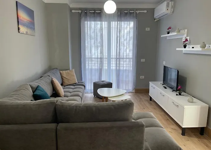 Armando Apartment Golem (Tirana)