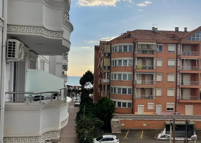 Armando Golem (Tirana)