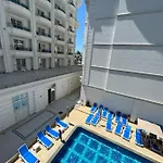 Armando * Golem (Tirana)